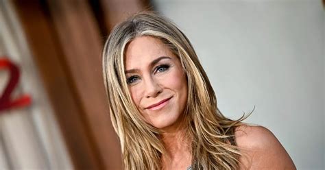 nude photos of jennifer|Jennifer Aniston, 54, goes completely NAKED for very steamy。